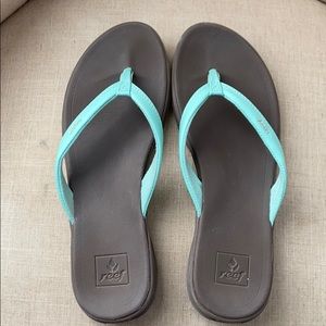 Reef Rover Catch Flip Flops in Mint